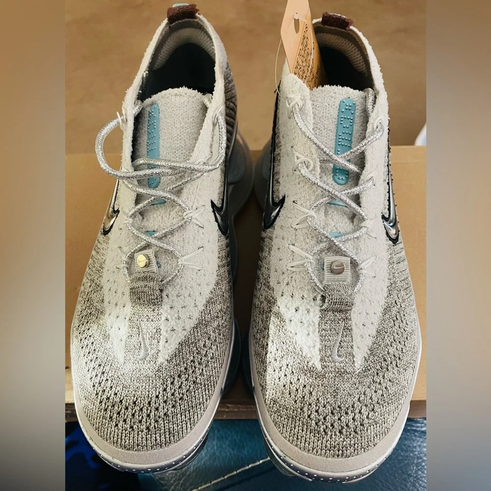 Nike Air Max Scorpion FK
Metallic silver (FD4612-001)
Women’s 8
Youth 6.5 - Picture 6 of 16